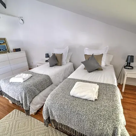 La Grange Emnitan - Maison De Moderne Pour 12p Fêtes Interdites Villa
