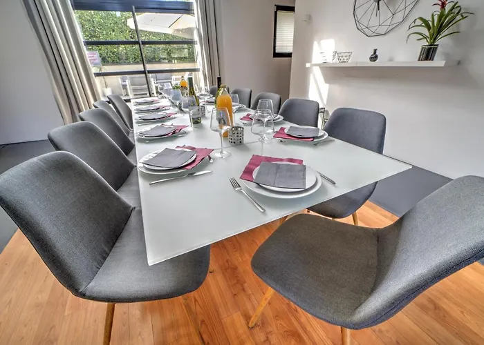 La Grange Emnitan - Maison De Moderne Pour 12p Fetes Interdites Villa