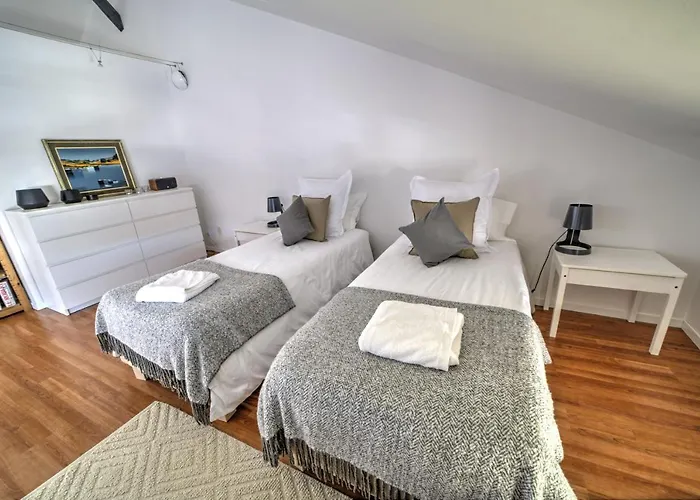 La Grange Emnitan - Maison De Moderne Pour 12p Fetes Interdites Villa