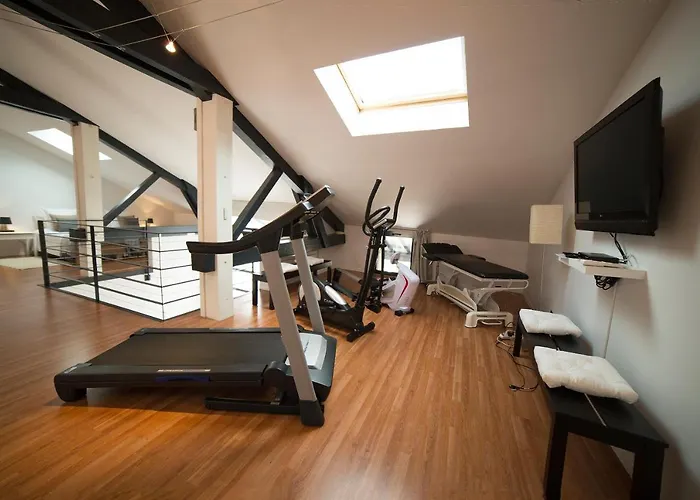 La Grange Emnitan - Maison De Moderne Pour 12p Fetes Interdites Villa *