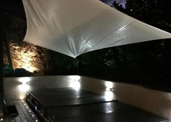Villa La Grange Emnitan - Maison De Moderne Pour 12p Fetes Interdites