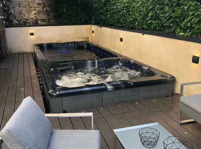 Villa La Grange Emnitan - Maison De Moderne Pour 12p Fetes Interdites *